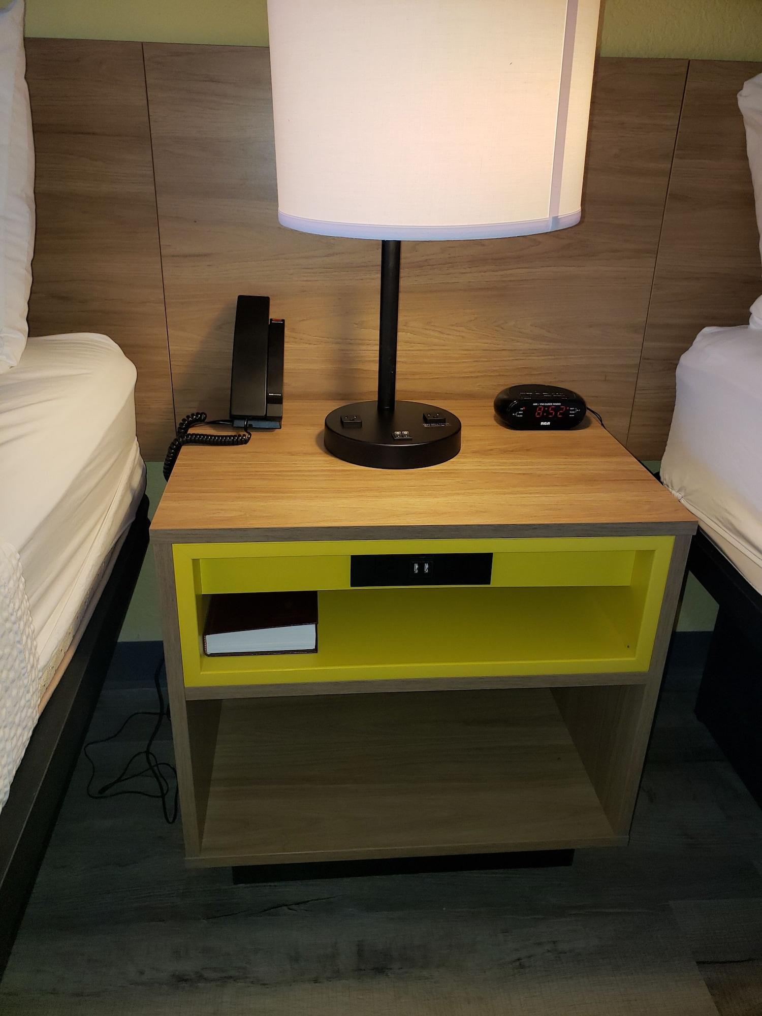 Days Inn & Suites By Wyndham Clovis Zewnętrze zdjęcie
