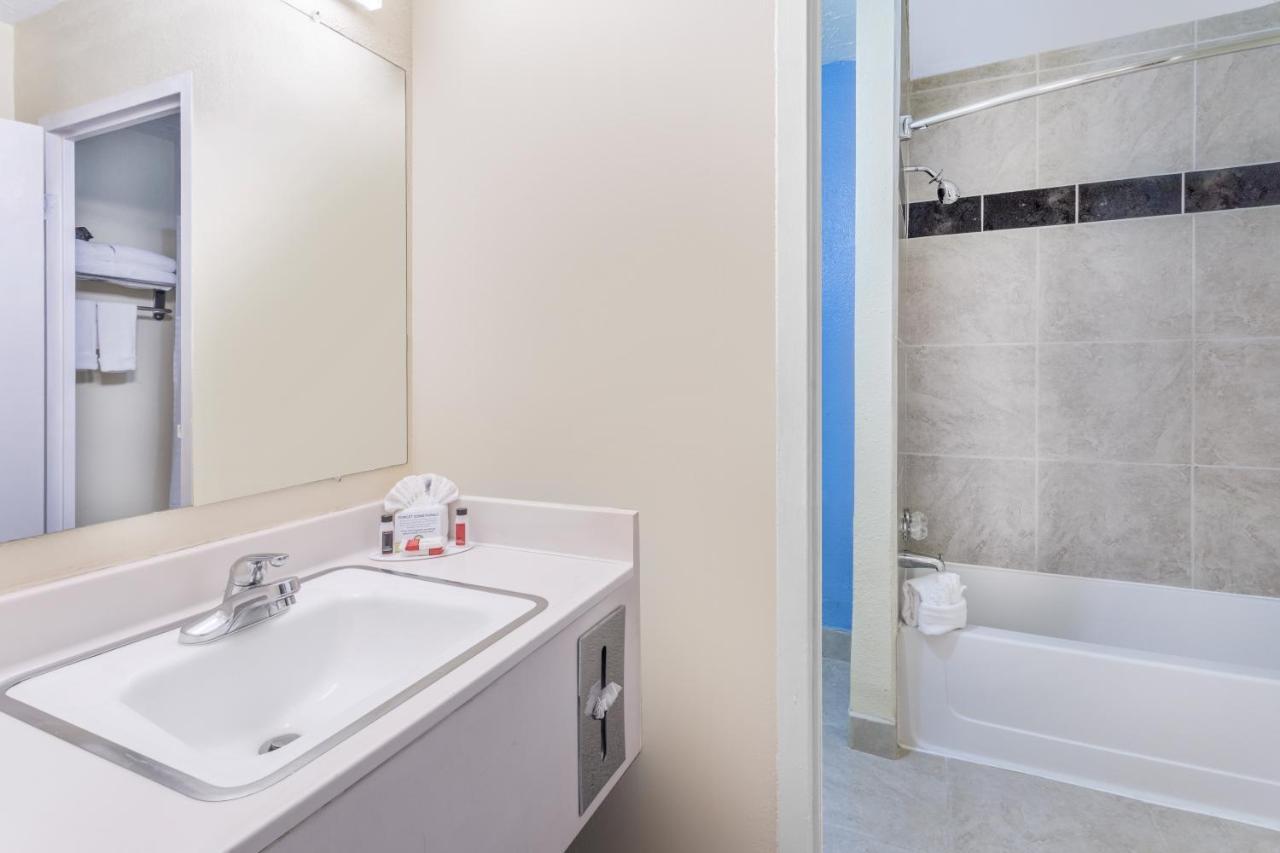Days Inn & Suites By Wyndham Clovis Zewnętrze zdjęcie