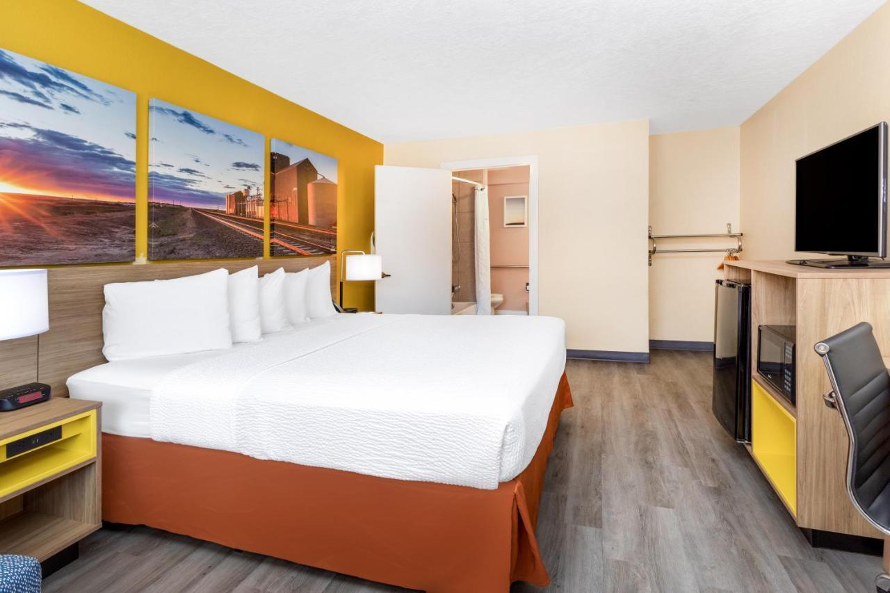 Days Inn & Suites By Wyndham Clovis Zewnętrze zdjęcie