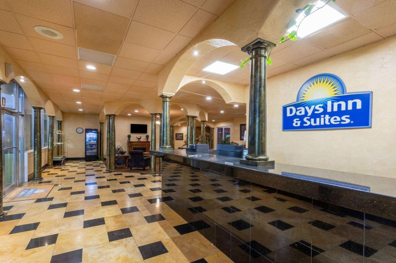 Days Inn & Suites By Wyndham Clovis Zewnętrze zdjęcie