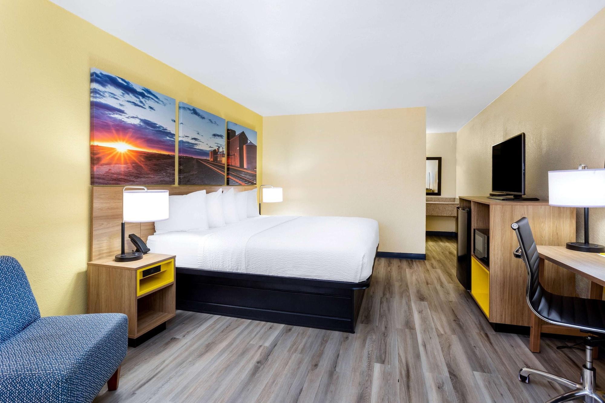 Days Inn & Suites By Wyndham Clovis Zewnętrze zdjęcie