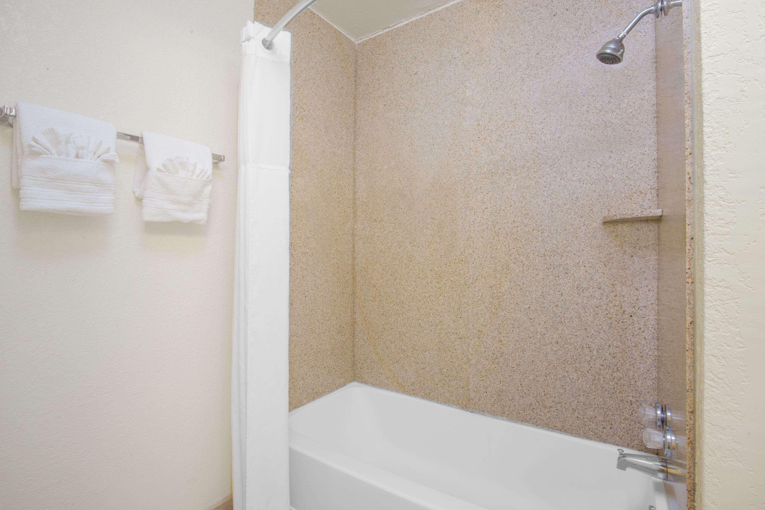 Days Inn & Suites By Wyndham Clovis Zewnętrze zdjęcie