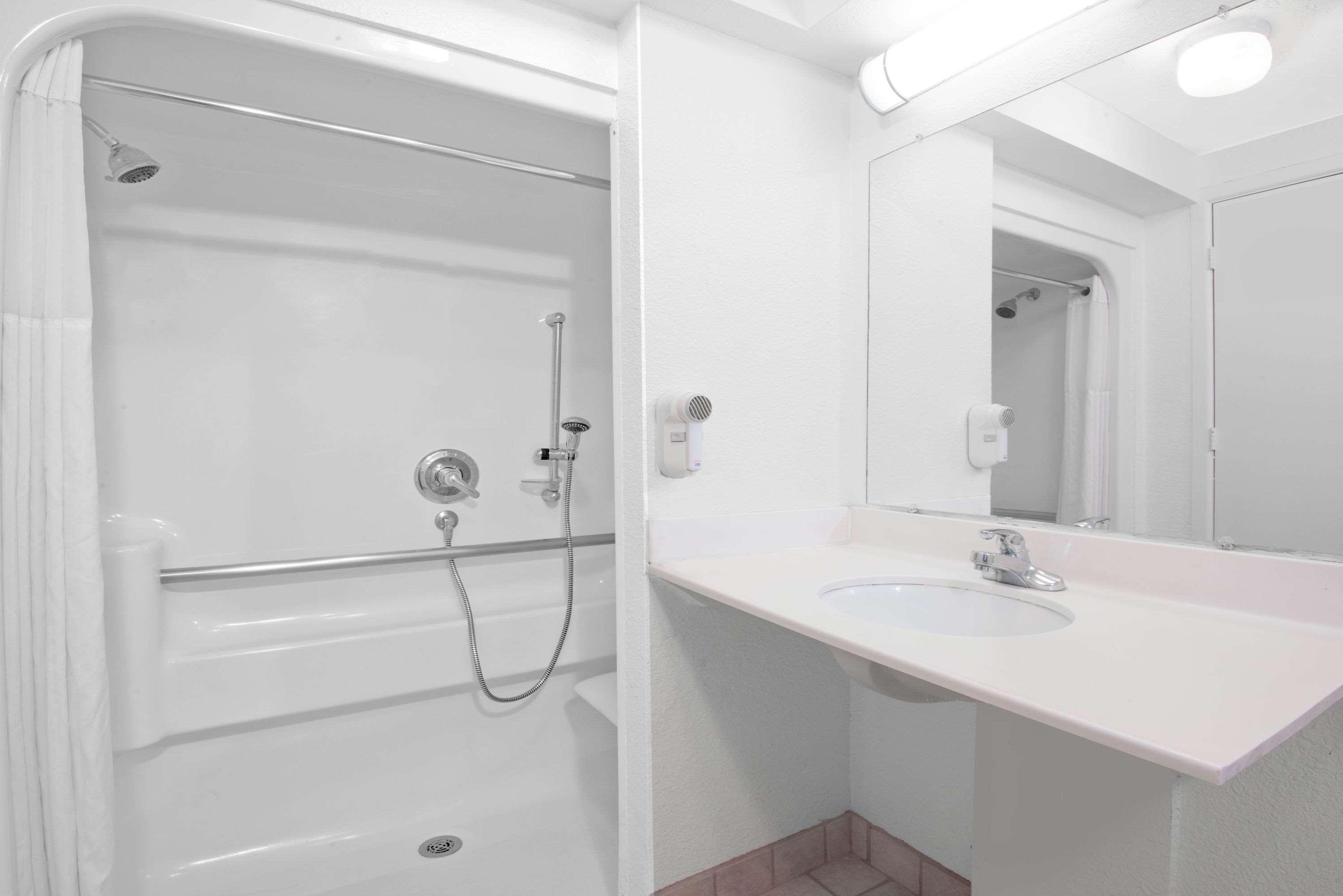 Days Inn & Suites By Wyndham Clovis Zewnętrze zdjęcie