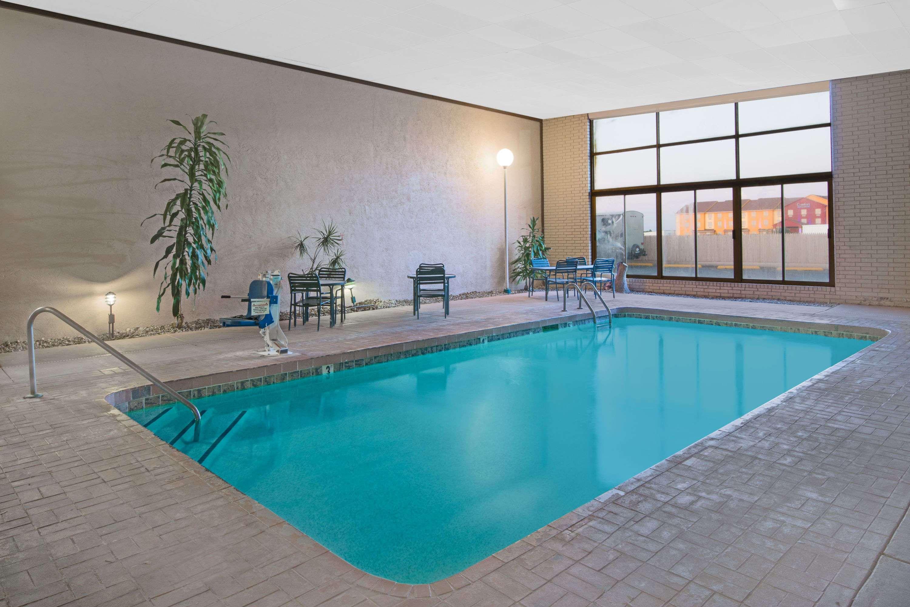 Days Inn & Suites By Wyndham Clovis Zewnętrze zdjęcie